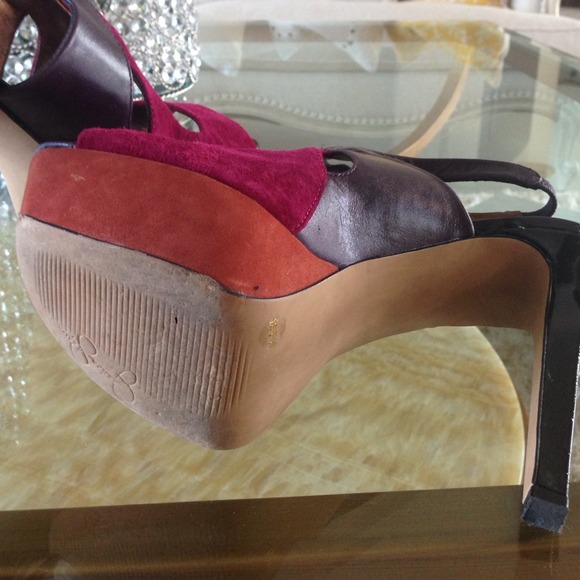Shoes - Picture 3 of 3
