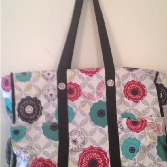 Thirty One Super Organizing utility tote