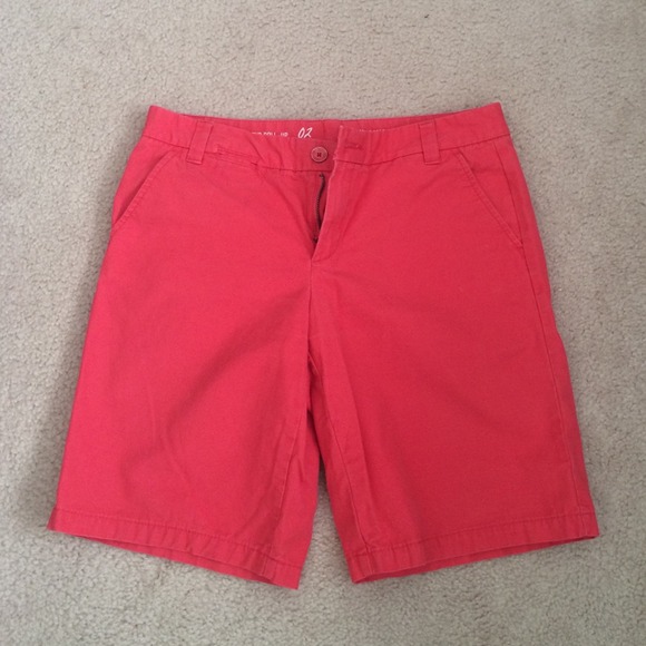 Pink khaki shorts Topman's must-have shorts will keep you cool while things heat up this season. Shop our range of casual and smart shorts with free delivery and returns.