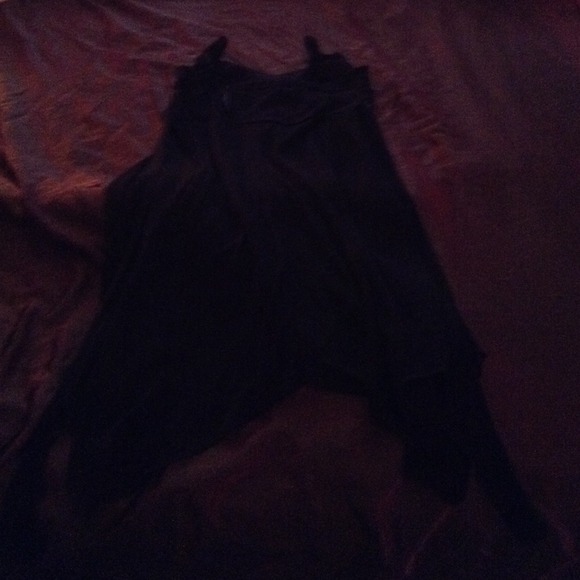 A dress with the sparkly belt - Picture 2 of 3