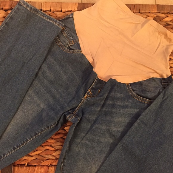 Old Navy Maternity Skinny Jeans