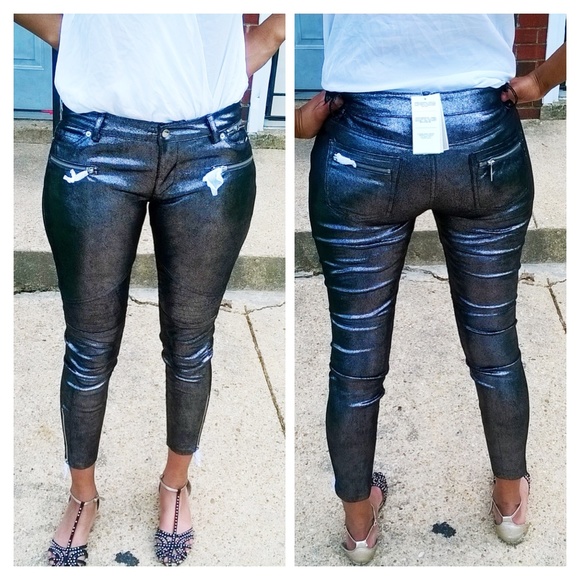 MICHAEL Michael Kors Pants - 💗Micheal micheal kors metallic silver pants💗