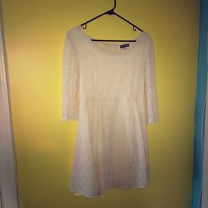 Vintage inspired lace dress - ivory - size large