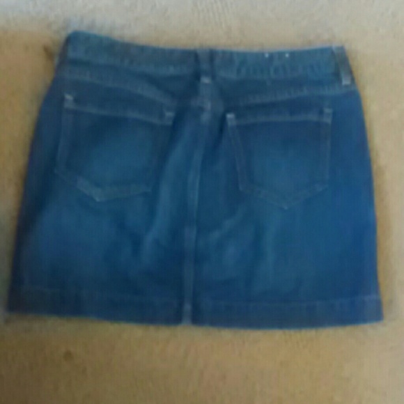 Mini Skirt - Picture 2 of 2