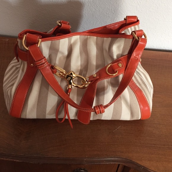 Handbag