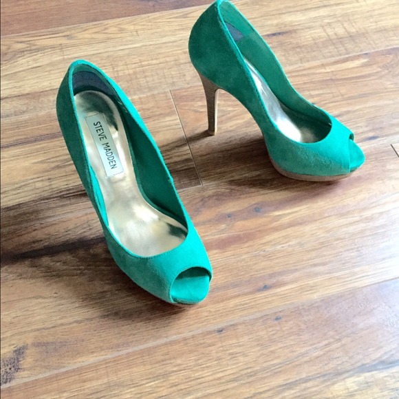 ✨HP 2/5✨Steve Madden Aquamarine Peep Toe Pumps - Picture 1 of 3