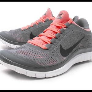 Nike Free 3.0 Grey and Salmon
