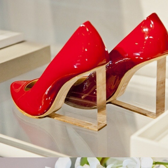 Maison Martin Margiela for H&M Shoes - 🎉HOST PICK🎉 Lucite Heels ♥️