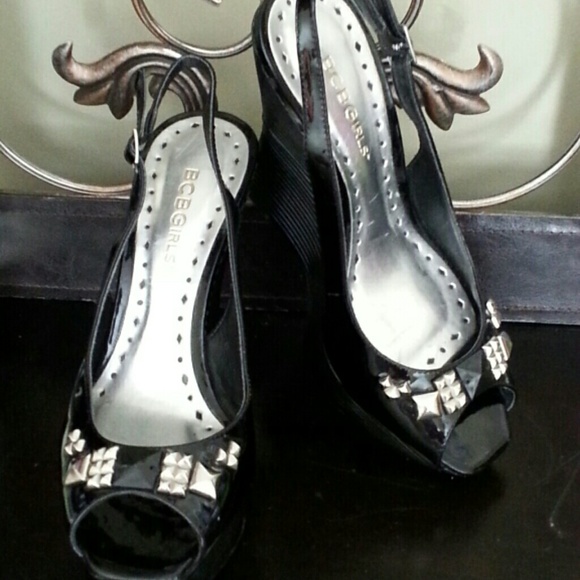 BCBG Black size 6 shoes