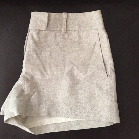 LOFT Pants - Shorts