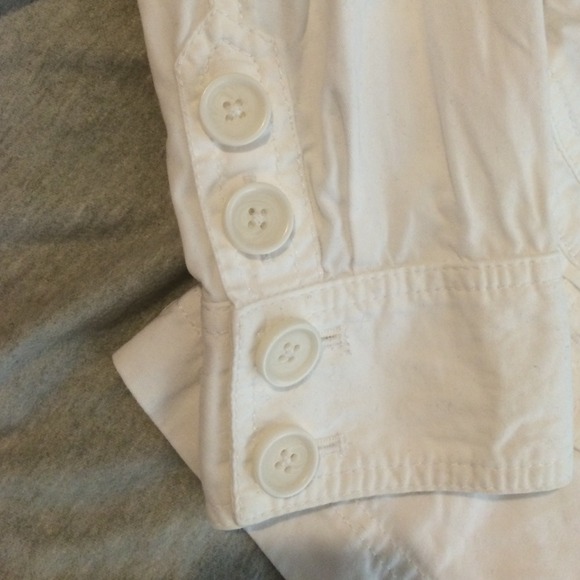 White lightweight Cotten coat - Picture 2 of 3