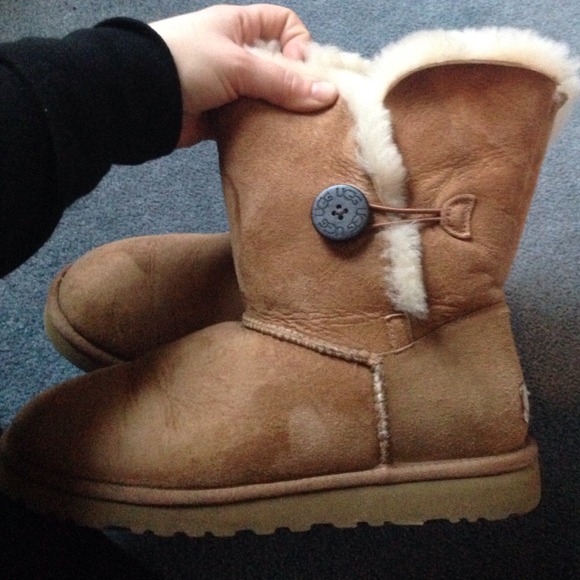UGG Boots - Chestnut color authentic UGG boots