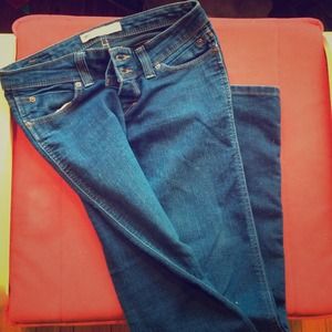 Levies jeans