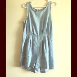 Light blue romper perfect for the summer☀️