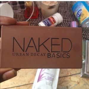 BUNDLE NAKED BASICS AND BRUSH HOLDER