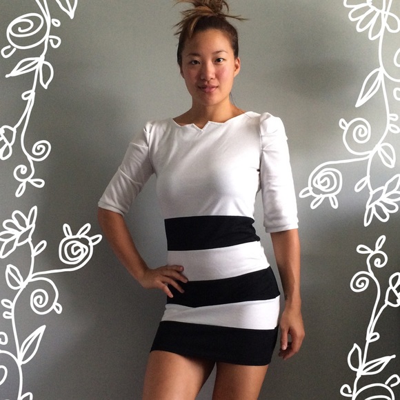 Dresses & Skirts - Black & White Striped Dress S
