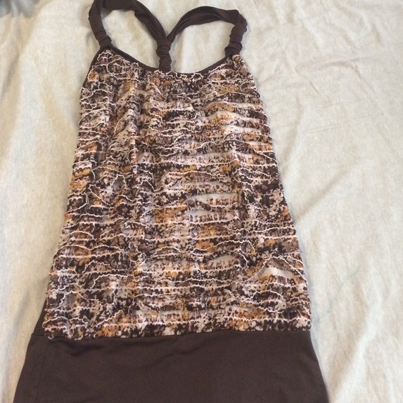 White tan brown and gray ruffle tank - Picture 1 of 4
