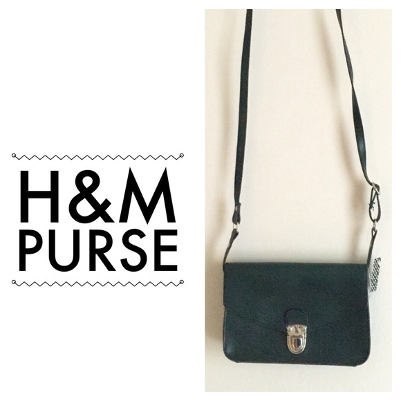 H&M Handbags - Green crossbody H&M purse