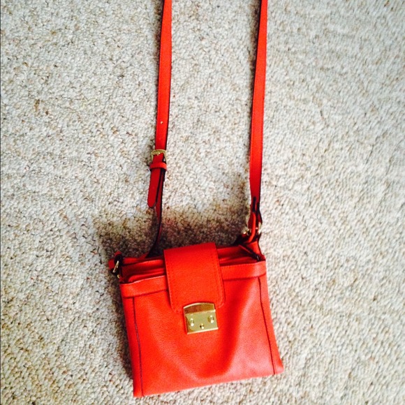 Red Merona side purse