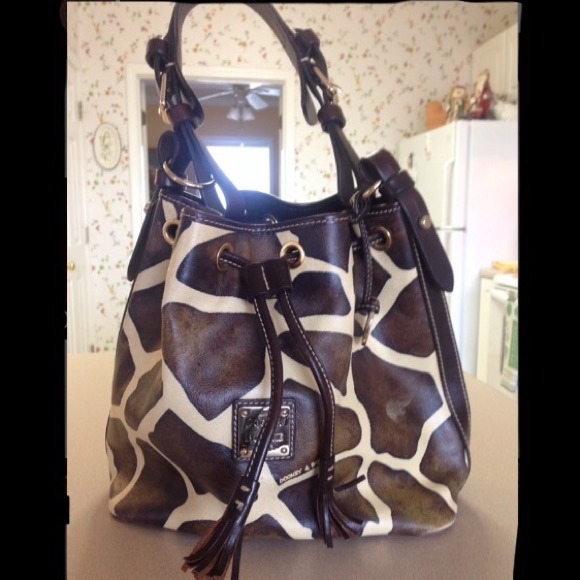 Authentic Dooney and Bourke giraffe print purse