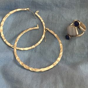 Earrings & ring