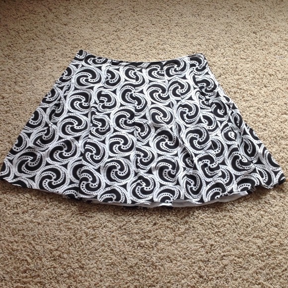 Women's skirt