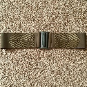 Army green & gold waist belt