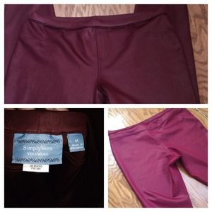 Burgundy color jeggings