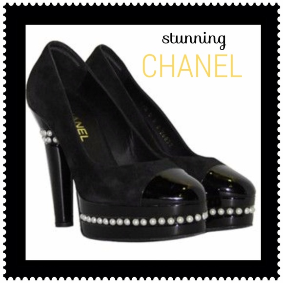 Channel pearl suede & patent pumps - Picture 1 of 3