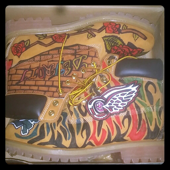 Custom timberlands