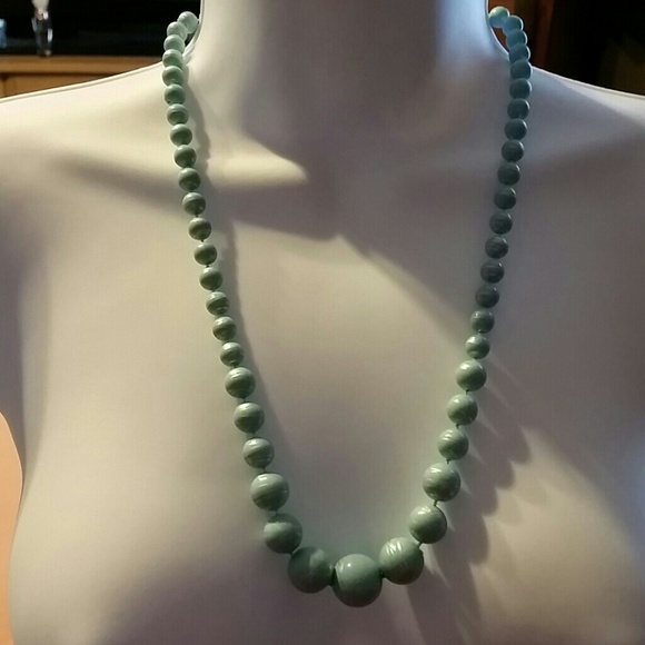 Blue bead necklace - Picture 4 of 4