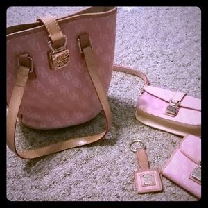 SOLD Pink dooney and bourke bucket handbag