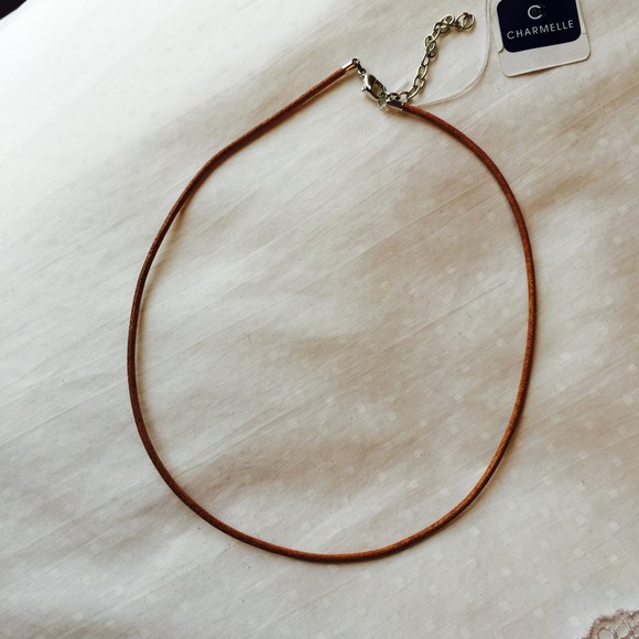 Necklace - Picture 1 of 2