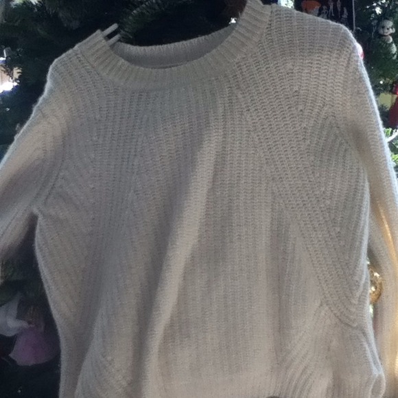 White forever 21 chunky sweater. RESERVED