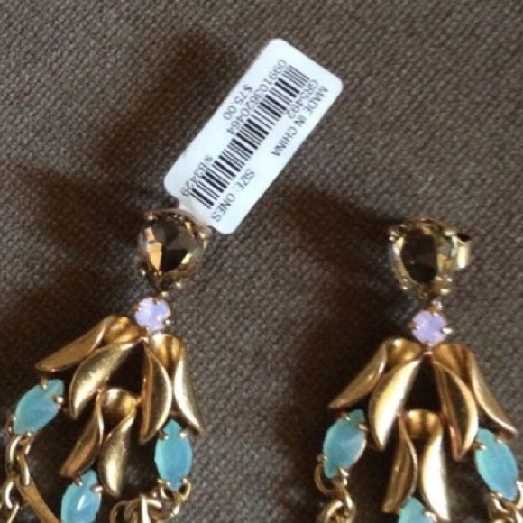 Crystal Ray Earrings - Picture 4 of 4