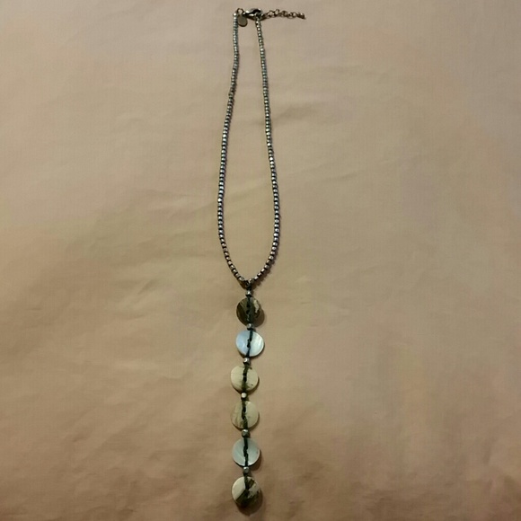 Express necklace