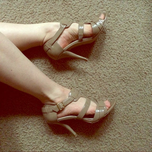 Tan/ nude strappy sandal heels