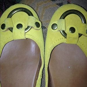 Additional Photos. No tarnish on the brass rings.