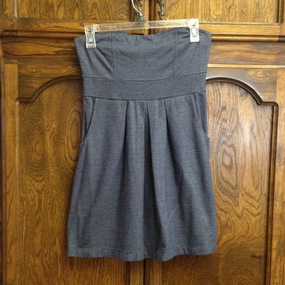 Navy blue strapless dress