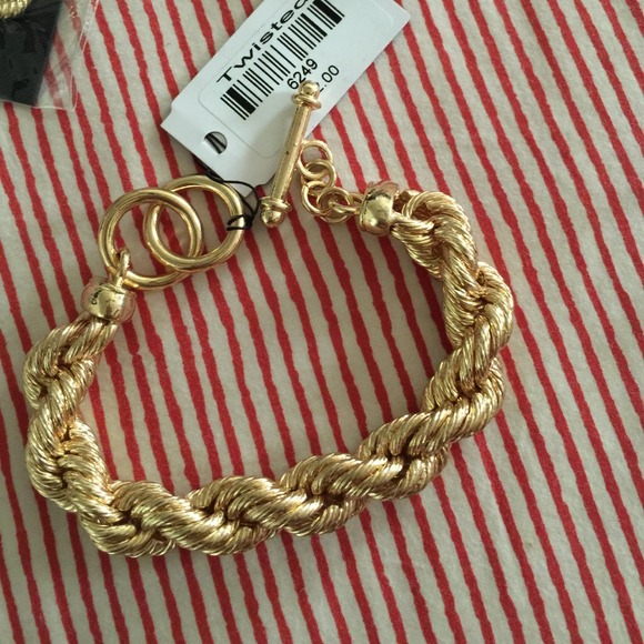 Bracelet - Picture 1 of 1
