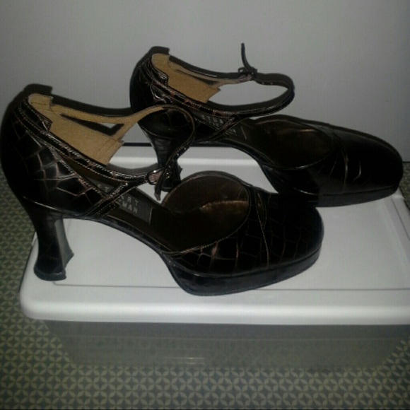 Stuart Weitzman Pumps