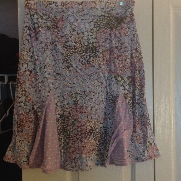 Purple floral skirt - Picture 1 of 1