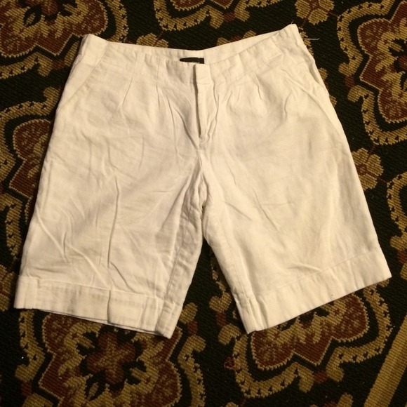 White pants - Picture 2 of 2