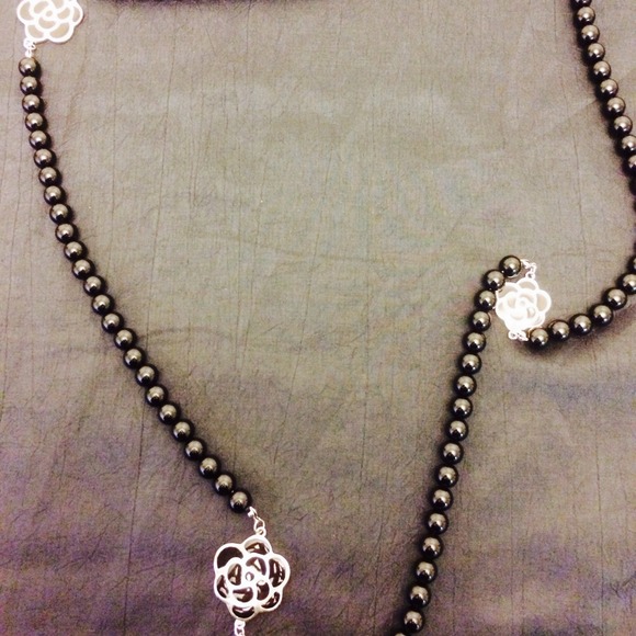 Beaded necklace