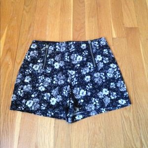 NEW YEARS EVE GIVEAWAY! High waisted shorts