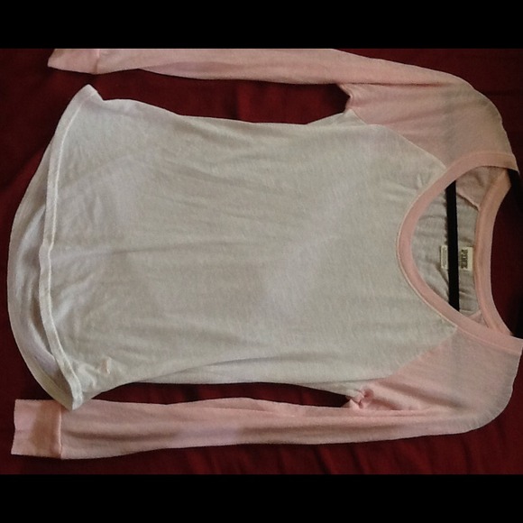 Victoria's  secret pink baseball tee! (: - Picture 2 of 3