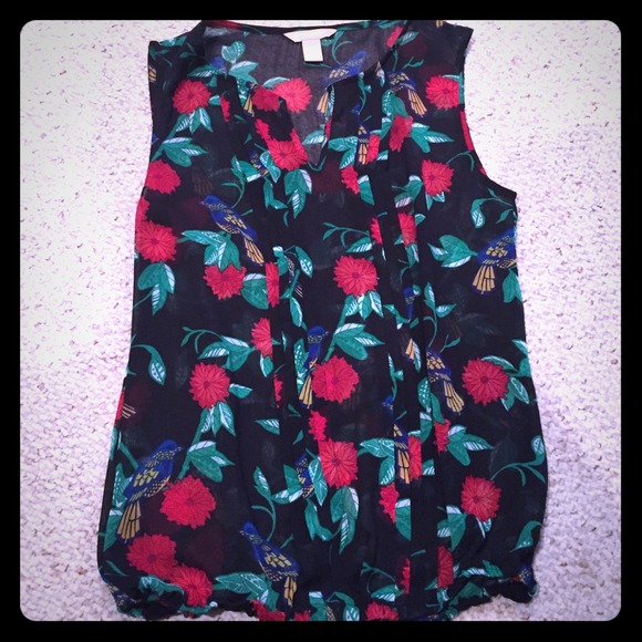 Banana Republic birds and flower top
