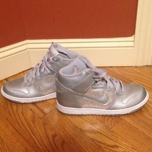 Women's Nike Dunk Silver Glitter