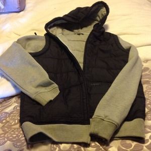 Black and gray jacket