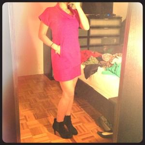 Beautiful chic short dress!